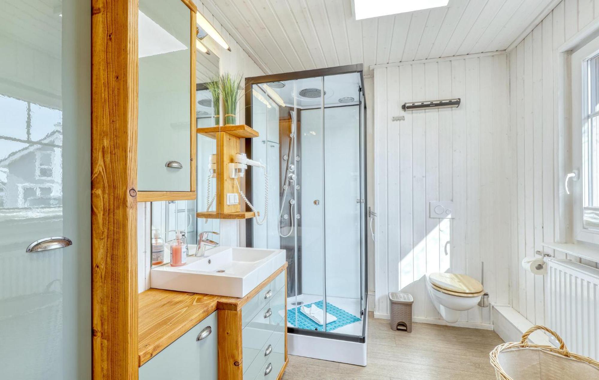 2 Bedroom Beautiful Home In Zerpenschleuse Exterior photo